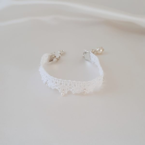 bracelet-mariée-dentelle-vintage bracelet de mariée vintage dentelle de coton blanche