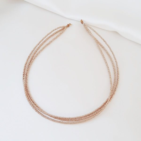 headband de mariée bohême chic sur trois rangs en perles de rocailles couleur champagne