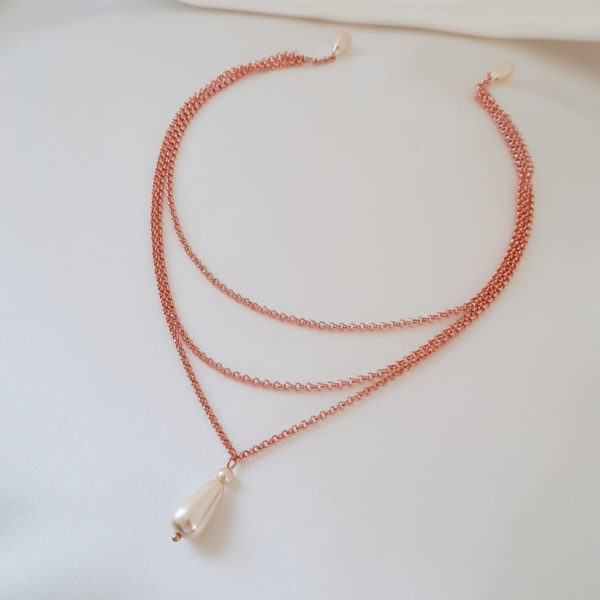 ornement de cheveux chaine dorée rose pour coiffure de mariée , gouttes de verre nacrées