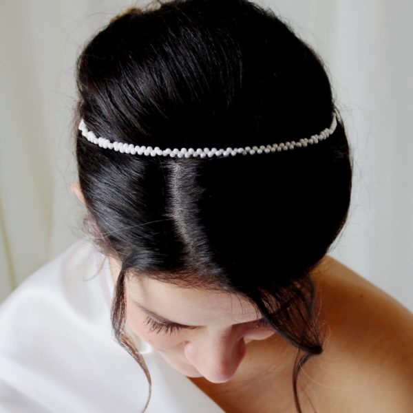 couronne de mariée gouttes de verre ivoire clair et ruban de satin