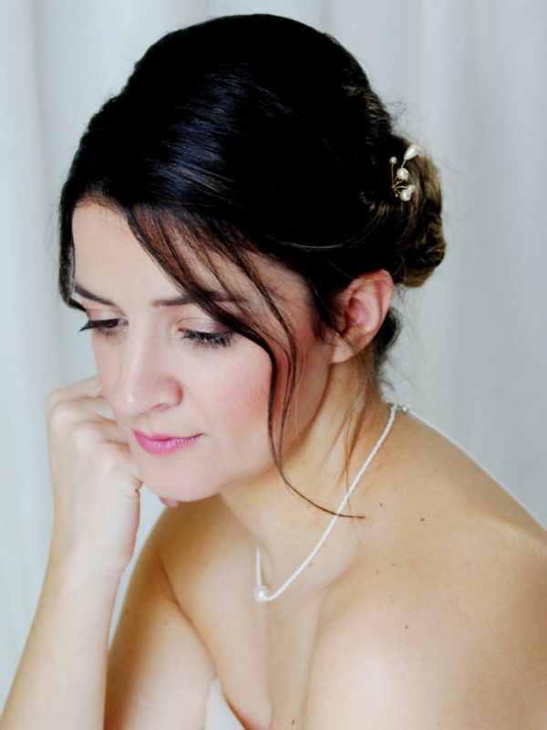 collier de dos classique chic perles de rocailles et perles de verre nacrées