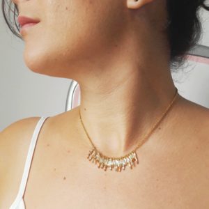 collier de mariée chaine dorée et perles tubes miyuki