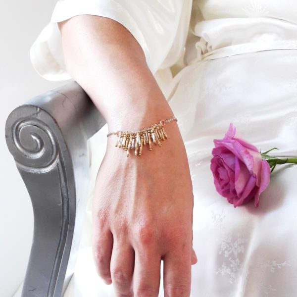 bracelet-mariée-perles-charms bracelet de mariée chaine doré rose et perles tubes miyuki