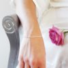 bracelet de mariée simple et minimaliste en perles de rocailles