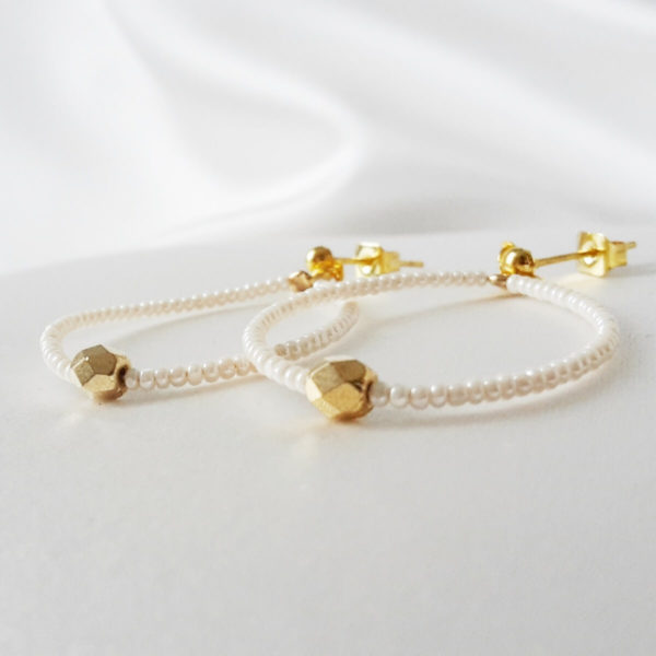 créoles-mariée-perles-rocaille boucles d'oreilles de mariée créoles perles de rocailles et perles à facettes