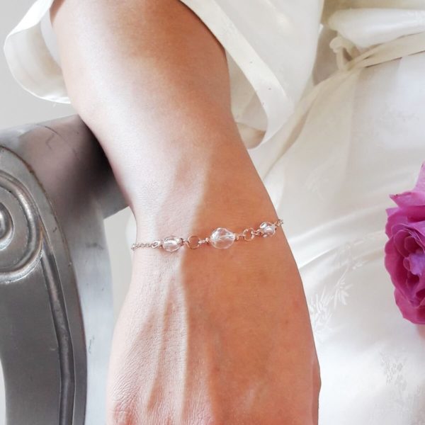 bracelet de mariée intemporel chaine dorée rose, hématites synthétiques et perles à facettes