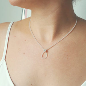 collier de mariée fines perles de rocailles et cristal swarovski