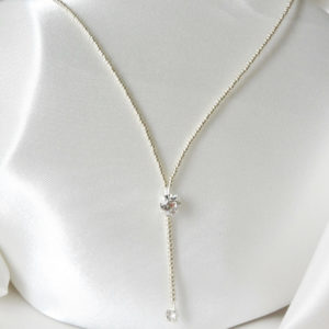 collier de mariée pour décolleté en V perles de rocailles argentées et cristal swarovski