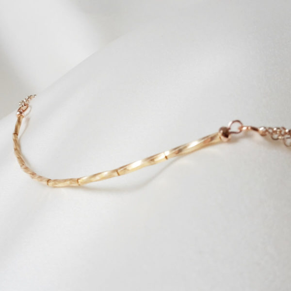 ornement-tête-coiffure-mariée ornement de tête doré rose pour coiffure de mariée, estampe et pendants