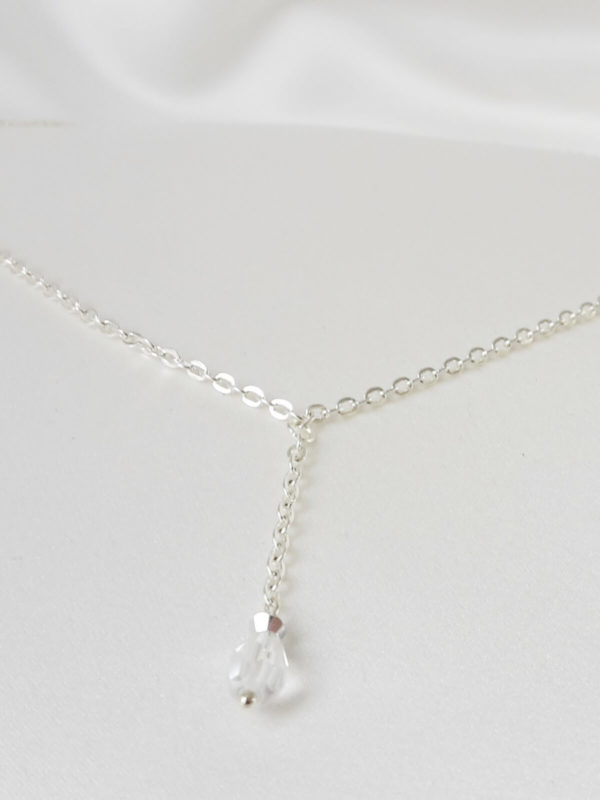 collier de dos de mariée argenté pour robe décolletée dans le dos, perles de rocailles, perles à facettes et perles argentées