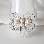 peigne mariée fleurs et perles